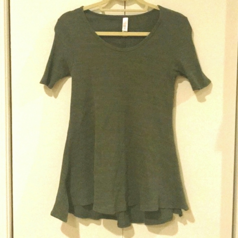 LuLaRoe Perfect Tee textured ribbed, olive army